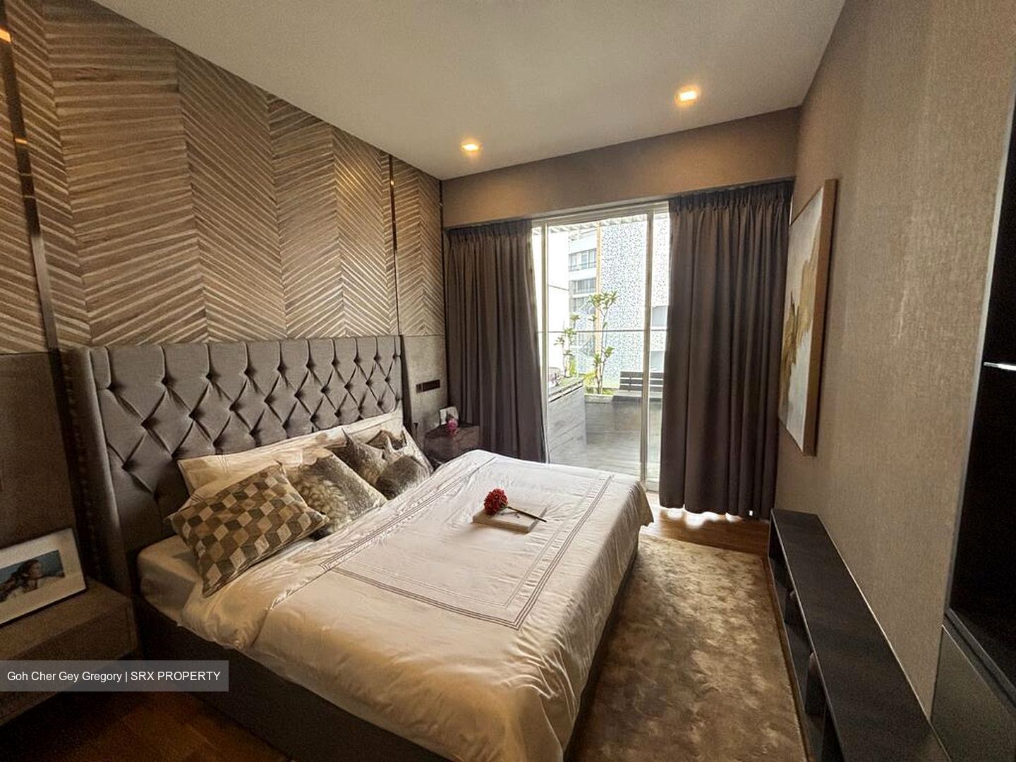 The Peak @ Cairnhill II (D9), Apartment #496330801